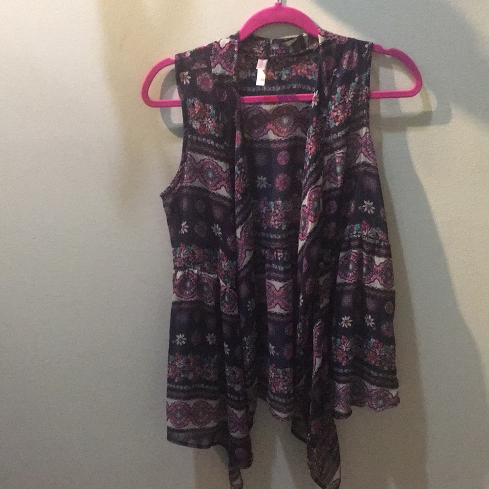 Xhilaration top
